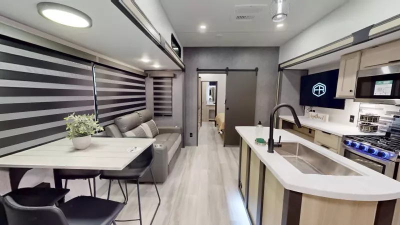 35FUN Floorplan Main Room