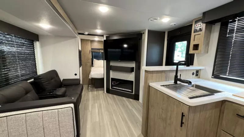 26CJL Floorplan Main Room