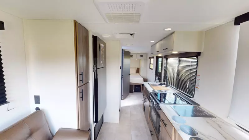 220RS Floorplan Main Room