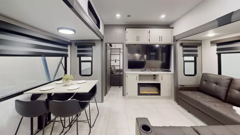 Wildcat Fifth Wheels Main Room
